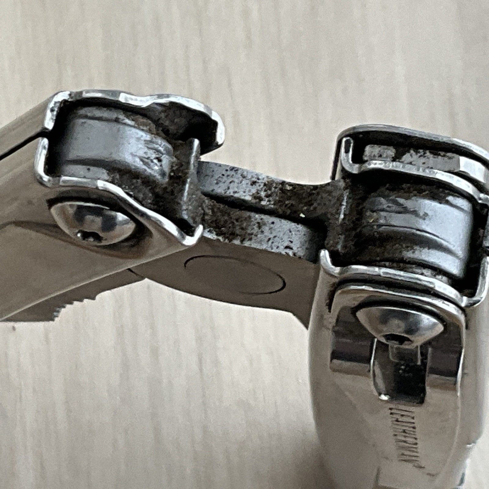 Leatherman Rev Multi Tool W Belt Clip Date Code 1020 (Oct 2020)