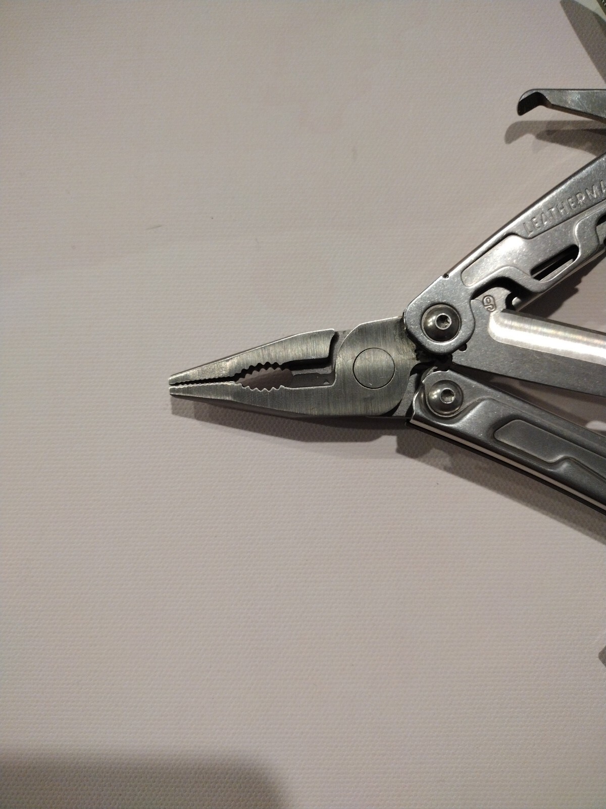 Leatherman REV 14 Tools Multi-Tool – Stainless Steel with Nylon Sheath Excellent