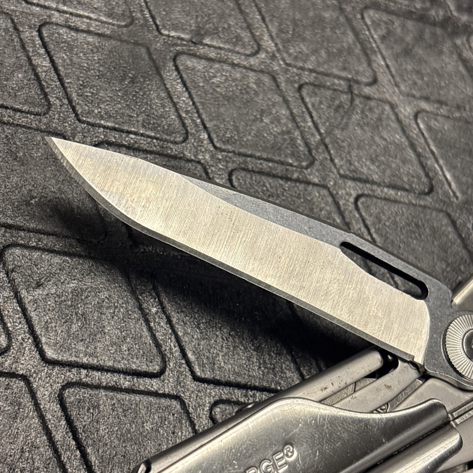 Leatherman Surge Multi-Tool