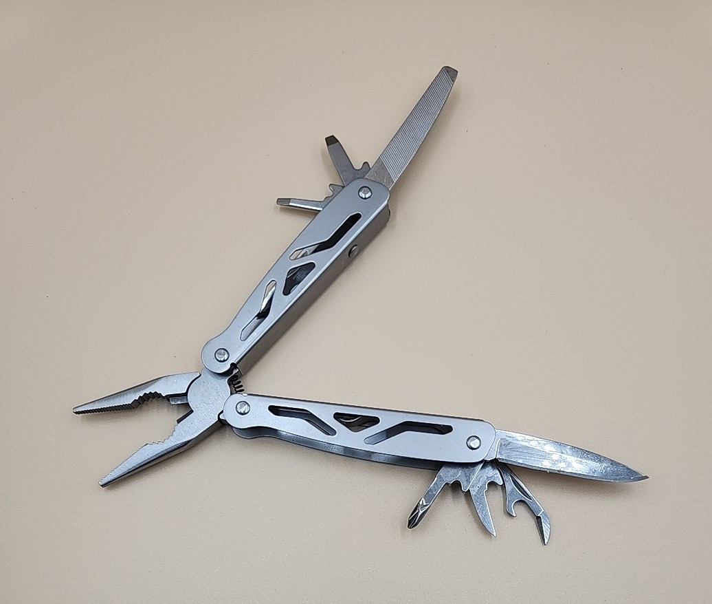 10 in 1 Multi-tool Folding Pocket/Purse Needle Nose Pliers