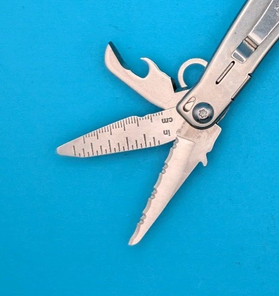 Leatherman Bolster 13 Tool Stainless Steel Multi-Tool!