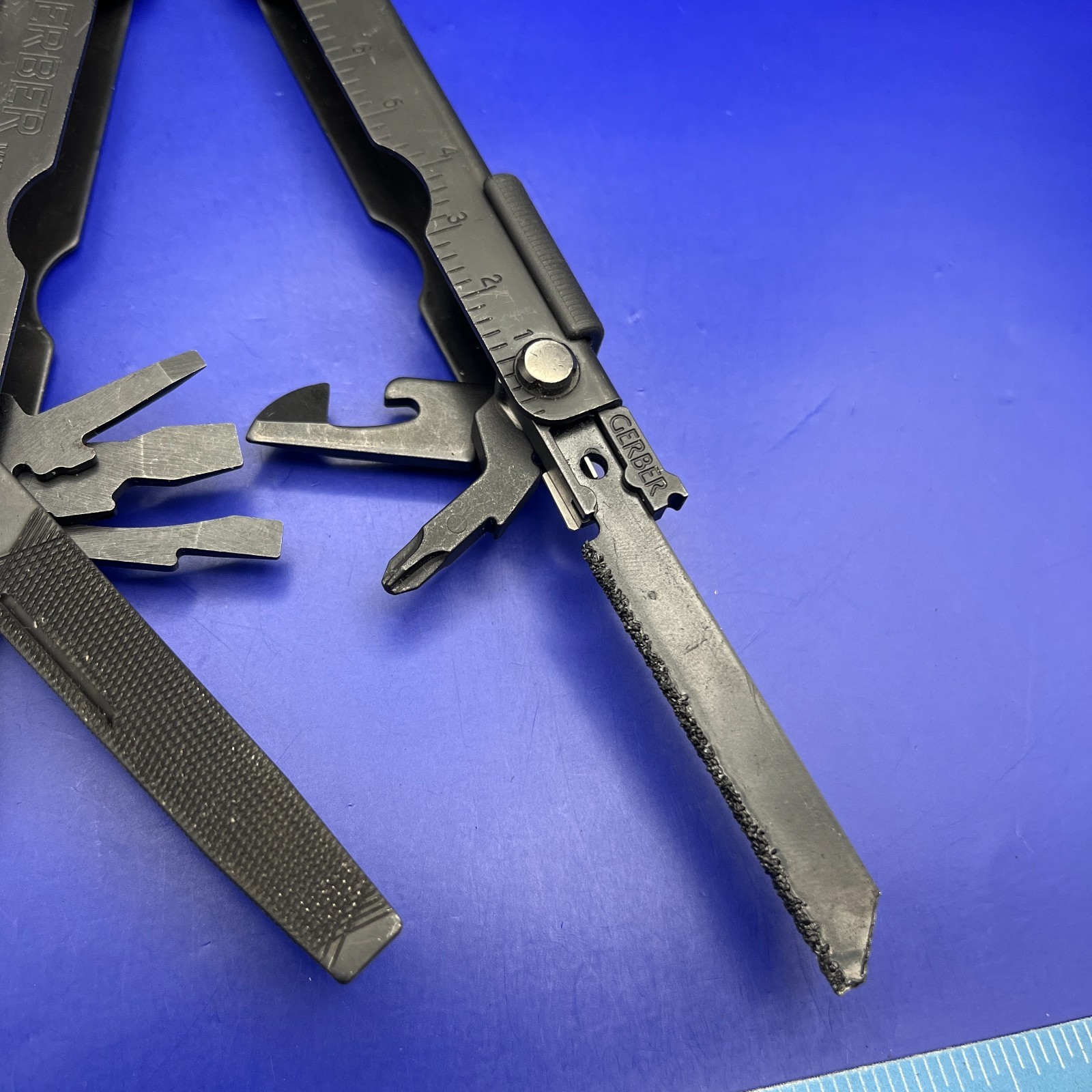 Gerber MP600 Black Oxide Multi-Tool Needle Nose Pliers