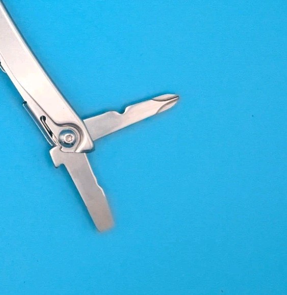 Leatherman Bolster 13 Tool Stainless Steel Multi-Tool!