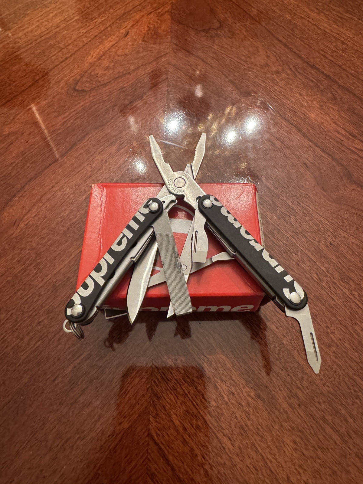 Supreme Leatherman Squirt PS4 Multi Tool SS21 Black Authentic Rare Discontinued