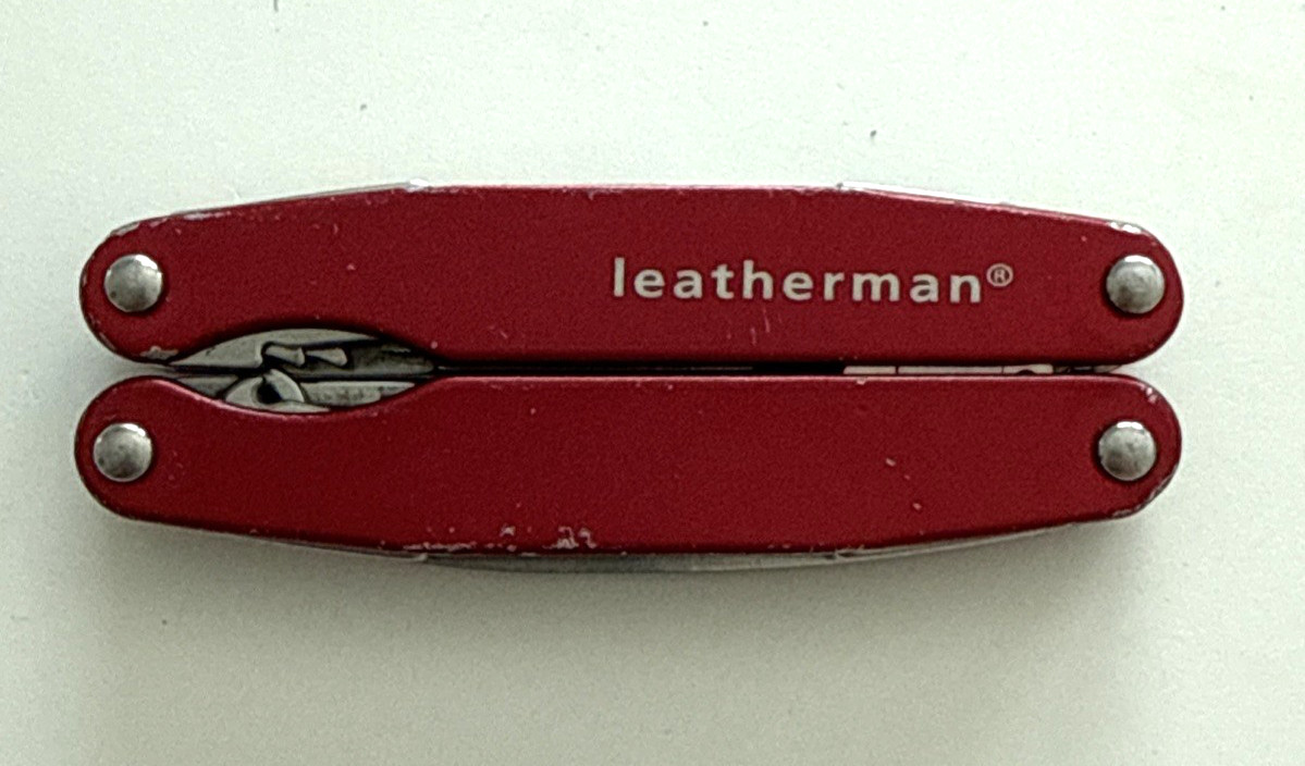 Leatherman Juice C2 Multi-Tool Red USA