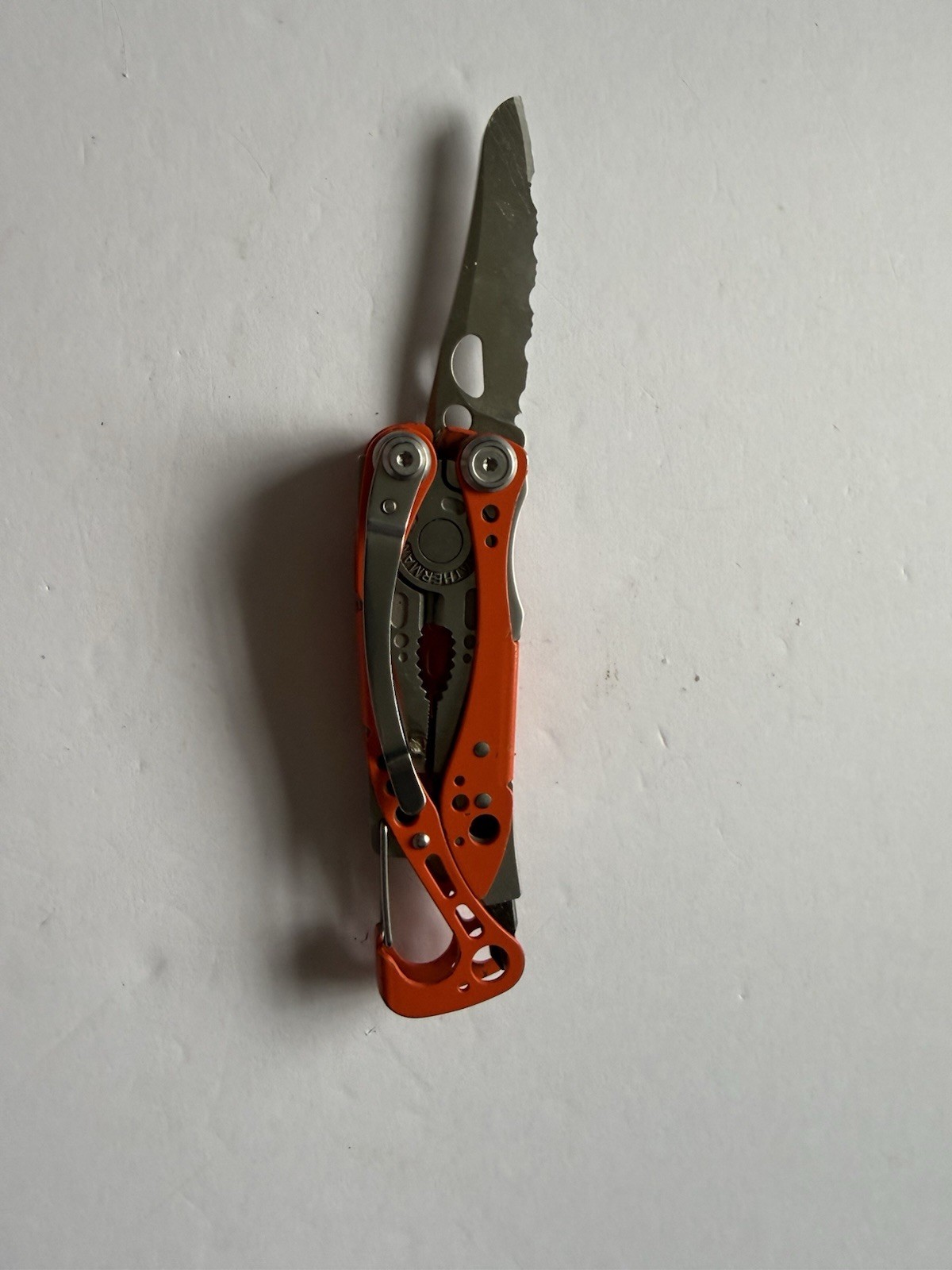 AUTHENTIC LEATHERMAN SKELETOOL RX RESCUE ORANGE