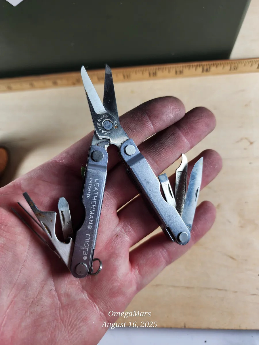 Leatherman Micra Gray #9 Light usage