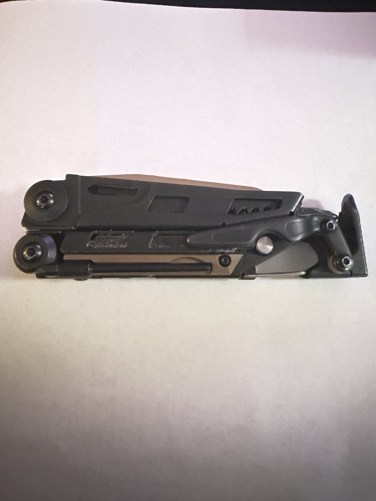Leatherman MUT Black Oxide Multi-Tool Wire Cutter Version w/ Bits Excellent