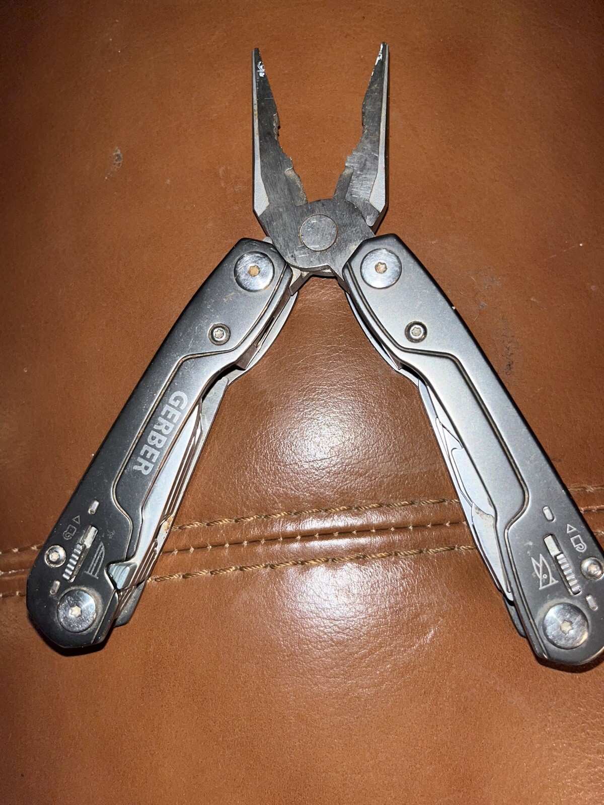Gerber Suspension NXT Mult Tool Stainless Steel 15 in 1 Tools Pliers Scissors