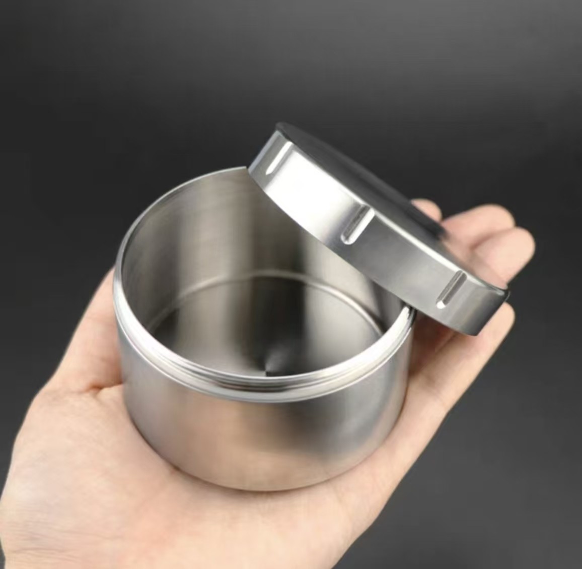 Titanium Alloy Lightweight Mini Medicine Box, Portable Storage, Large Capacity