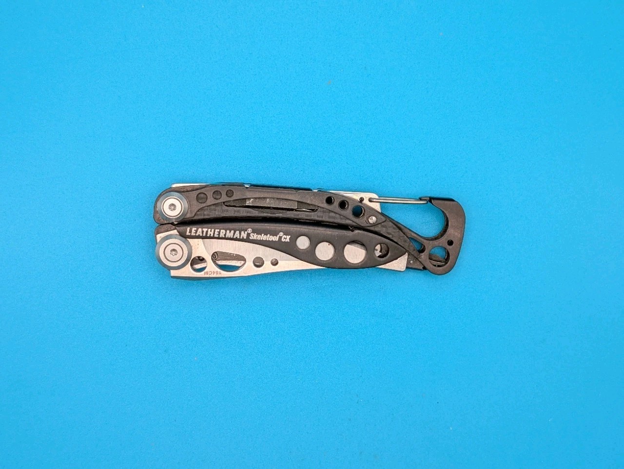Leatherman Skeletool CX Multitool Plain Edge Knife!