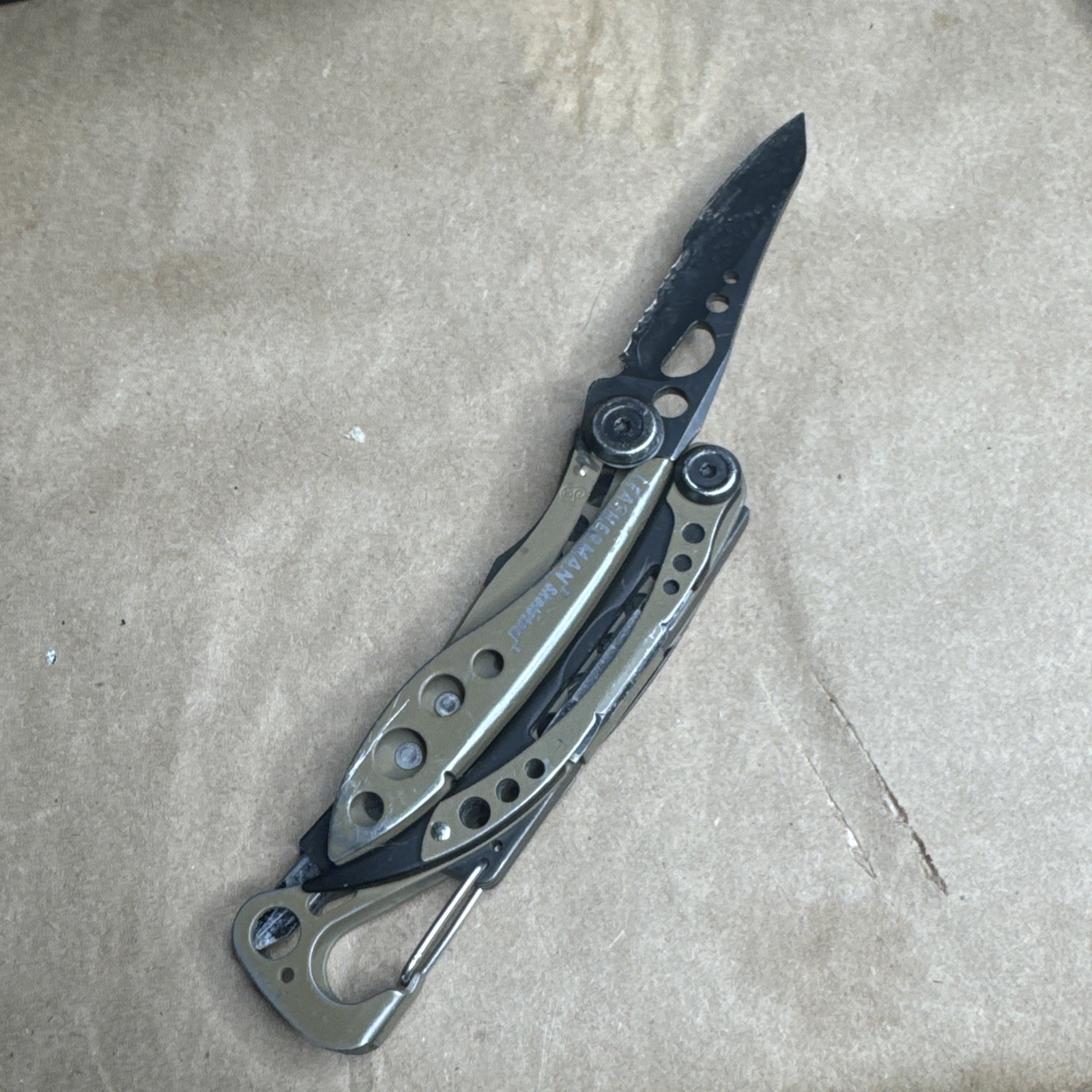 Leatherman Skeletool 7-in-1 Lightweight Multi-tool