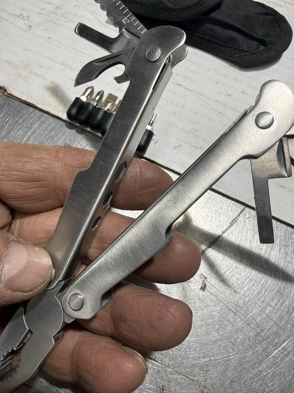 Multitool Stainless Steel Pliers W/ Silver Handle And Multitool Pocketknife Mint