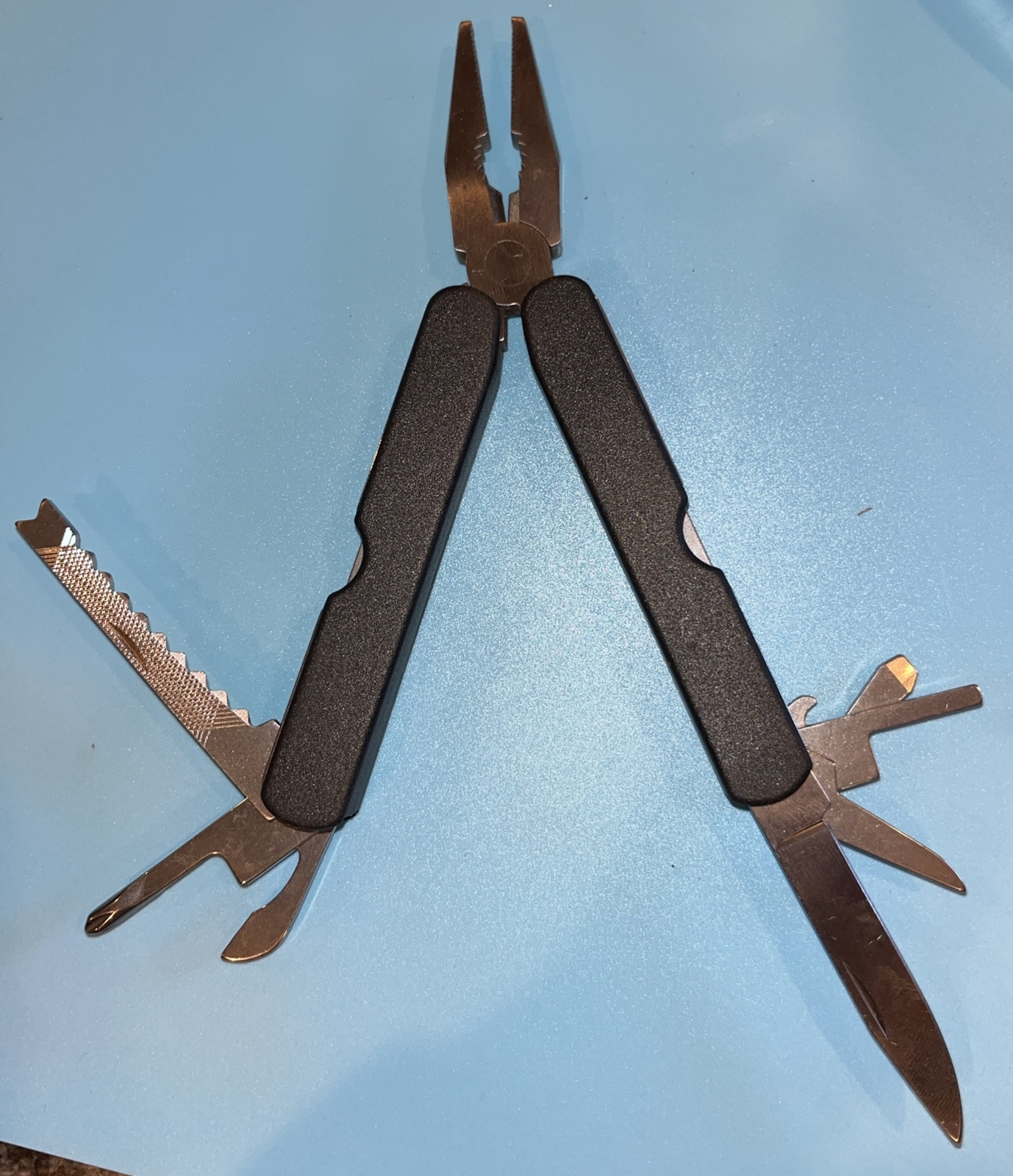 New Multi tool Pliers With Knife and Sheath