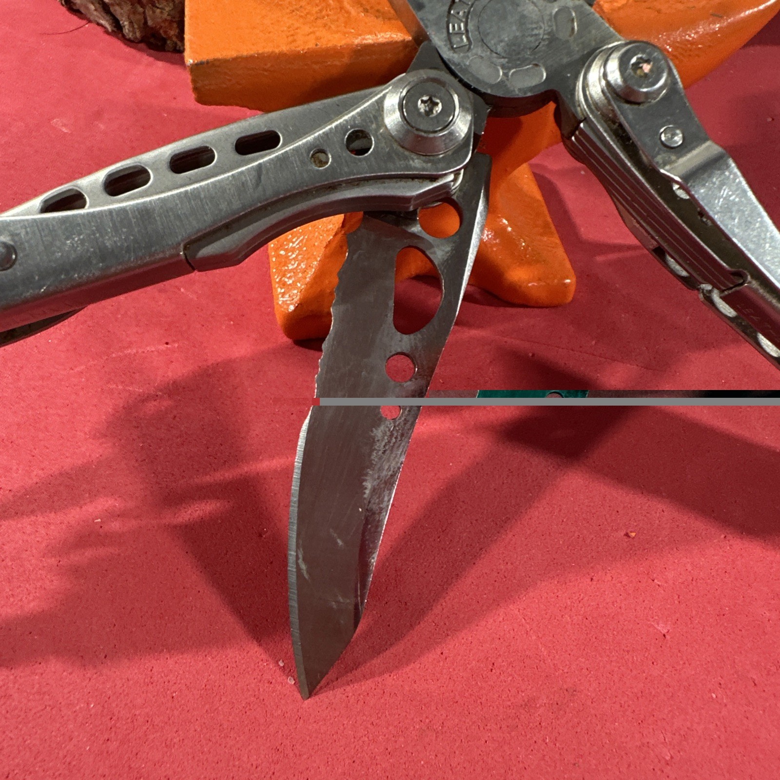 Leatherman Skeletool Silver Multi-Tool Pliers Knife Knife Screw Driver NICE CO