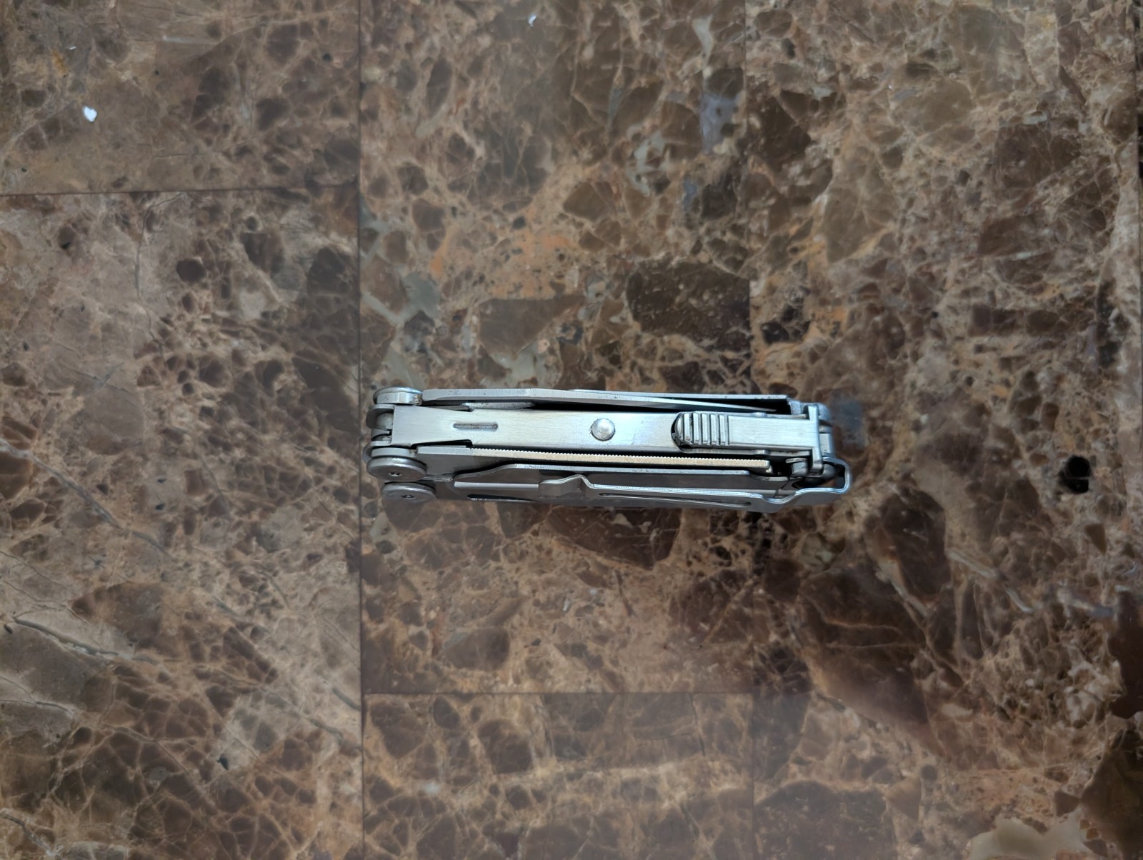 Leatherman – Wave 2.0 Model (2004-2018) | StainSteel W/PocketClip-Used Condition