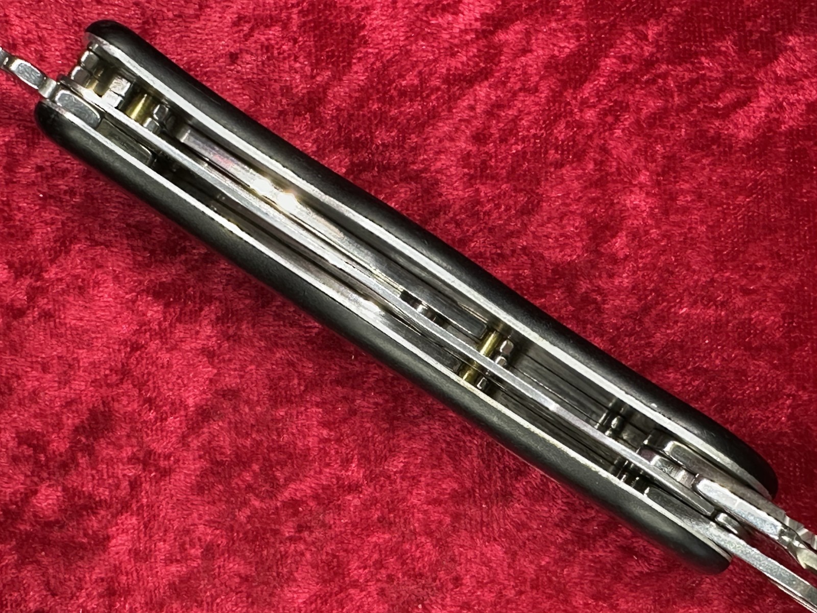 Victorinox Forester Black Large Swiss Army Knife 111mm 9 Tool 3 Layer (696)
