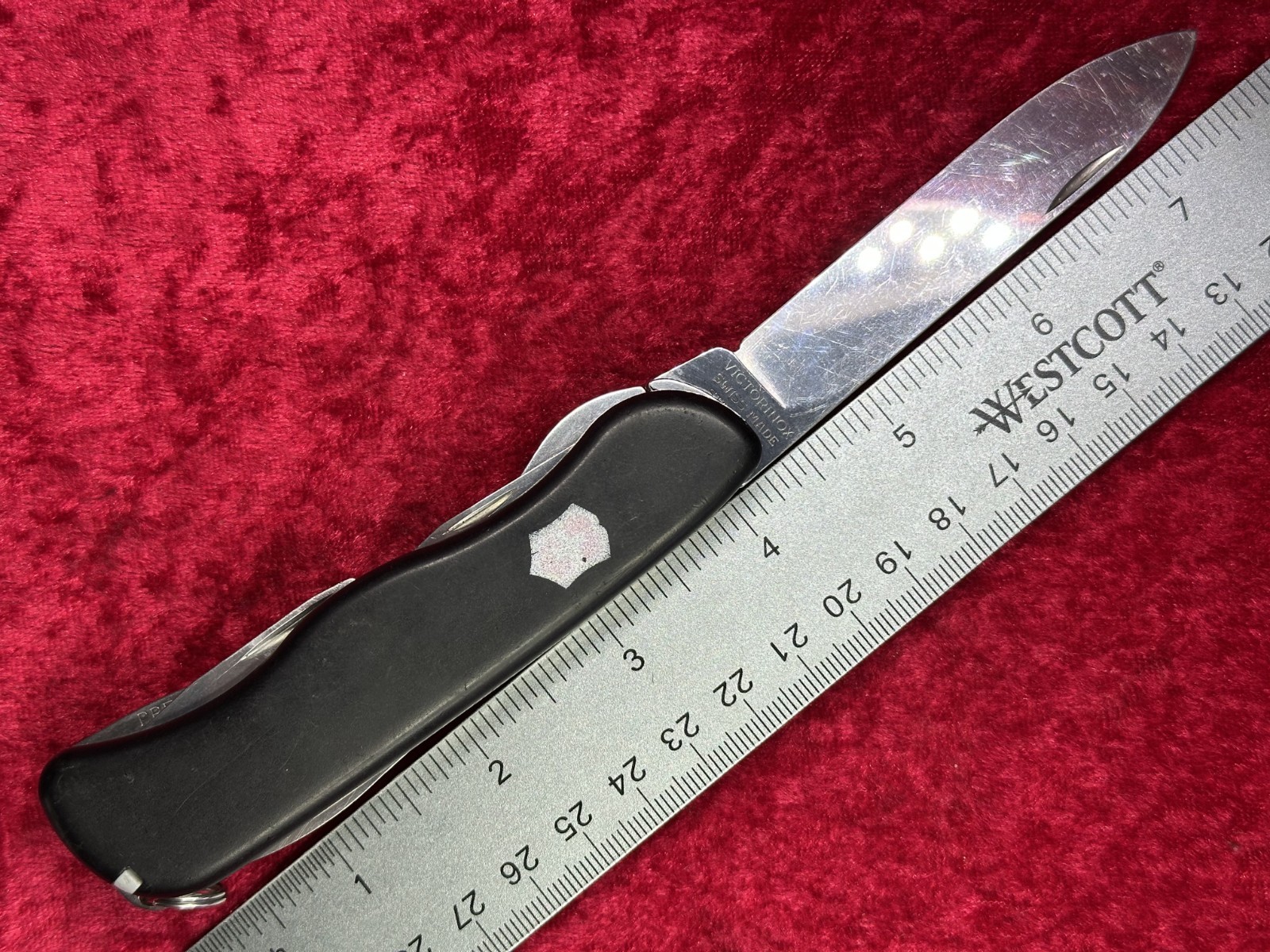 Victorinox Forester Black Large Swiss Army Knife 111mm 9 Tool 3 Layer (696)