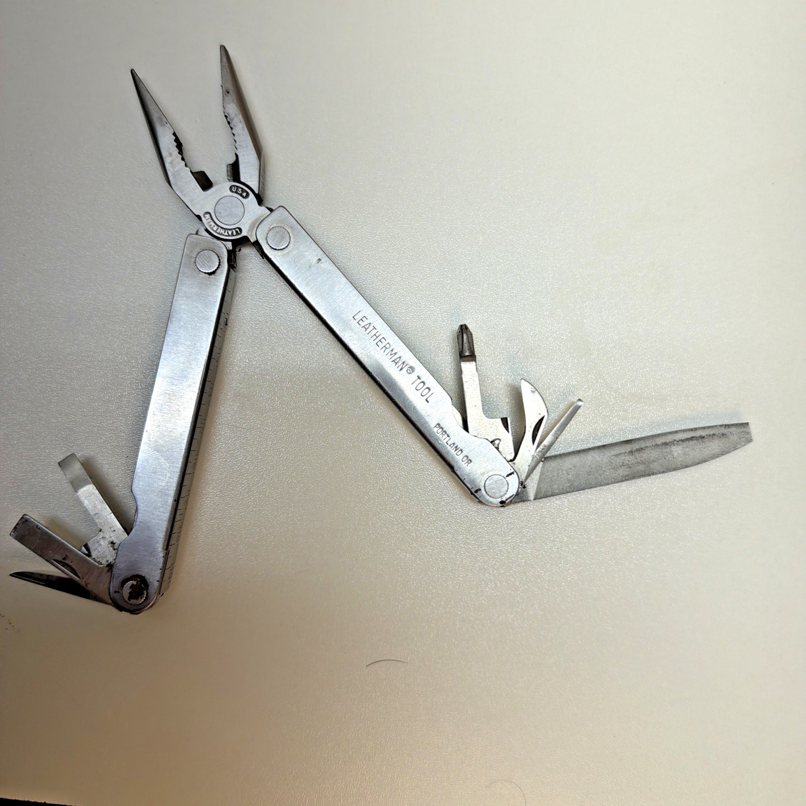 Vintage Leatherman Tool Multi-Tool Pocket Survival Tool Knife USA – Bin SM
