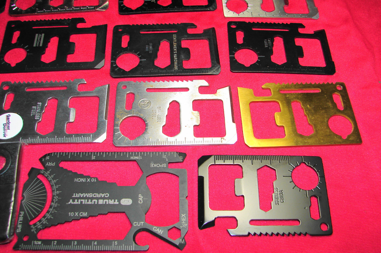 Wallet Multitool,20,Multipurpose Pocket Survival Tool.11+ Function Knife,Camping