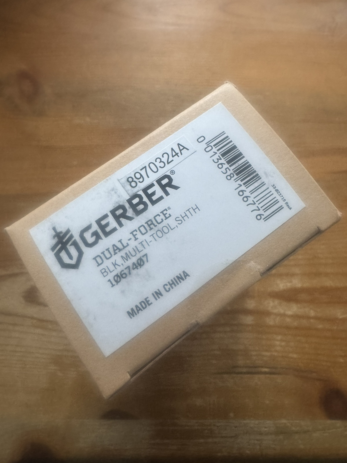 Gerber Dual-Force 12-in-1 Multi-Tool with Case – Black Brand New