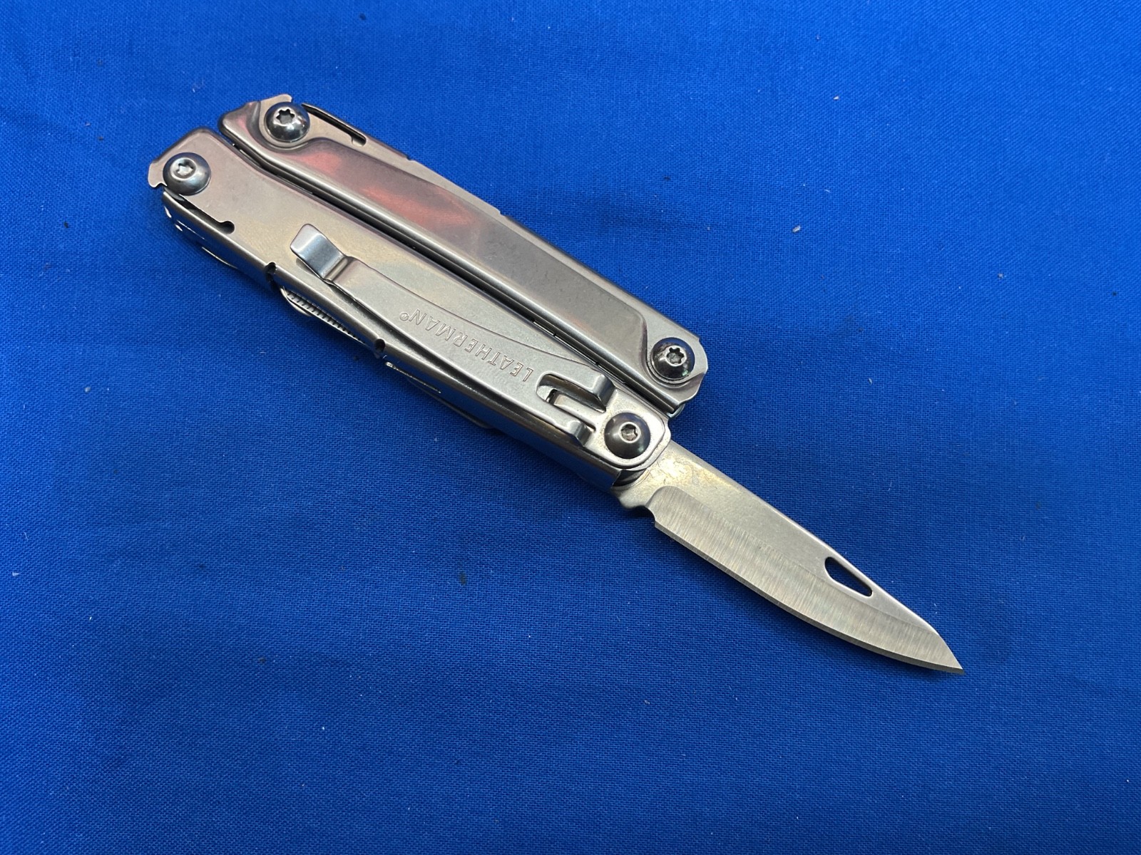 Leatherman Rev Multi-Tool Knife Plier 2018 Date Code