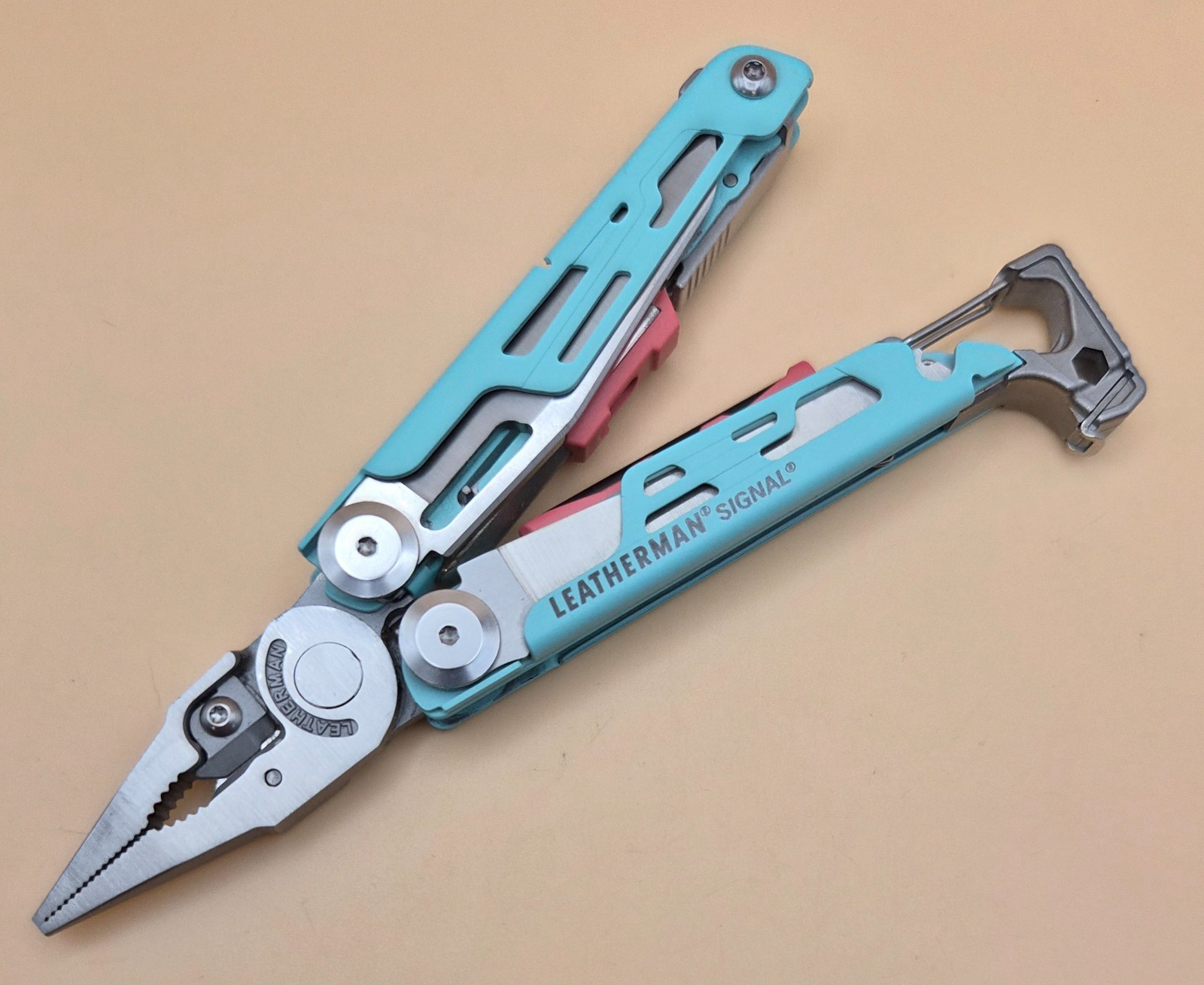 Leatherman SIGNAL Multi-Tool Aqua Good Condition (006)