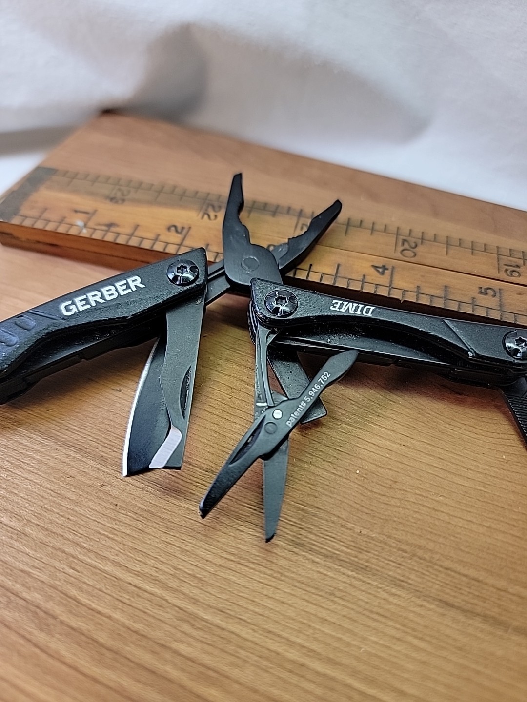 Gerber Dime Black On Black Multi-tool Pocket Knife