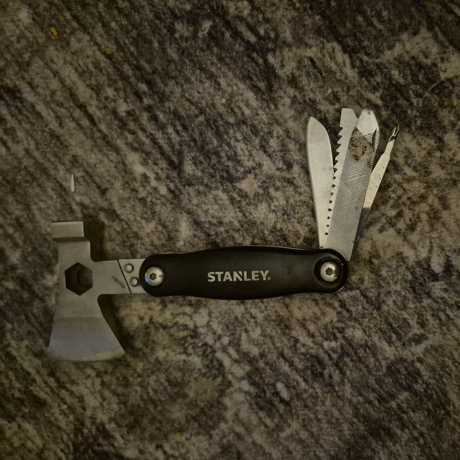 Stanley 11-in-1 Hammer Multi-Tool – Hammer – Screwdriver – Pliers – Saw & More