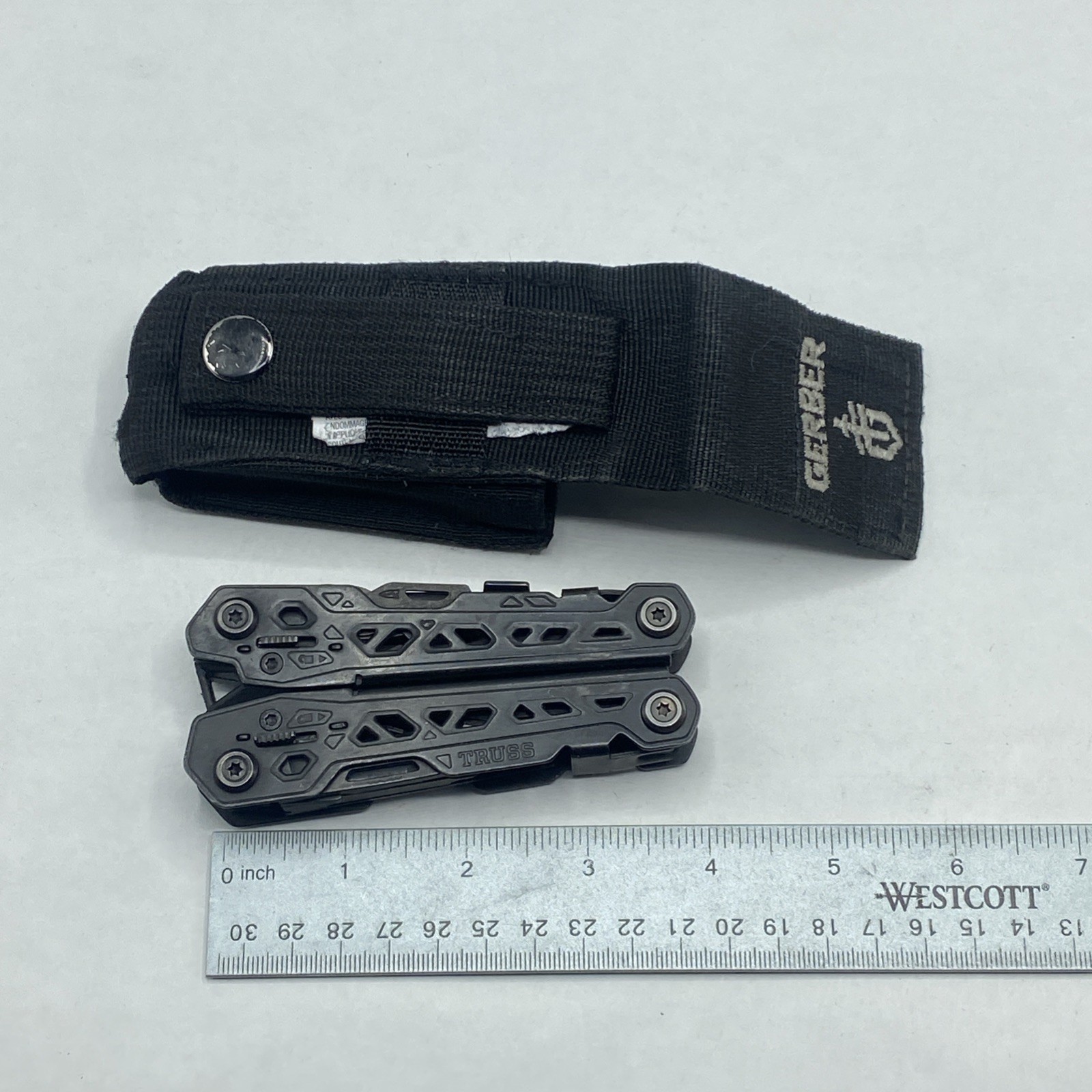 Gerber Truss Multi Tool with Sheath – Black