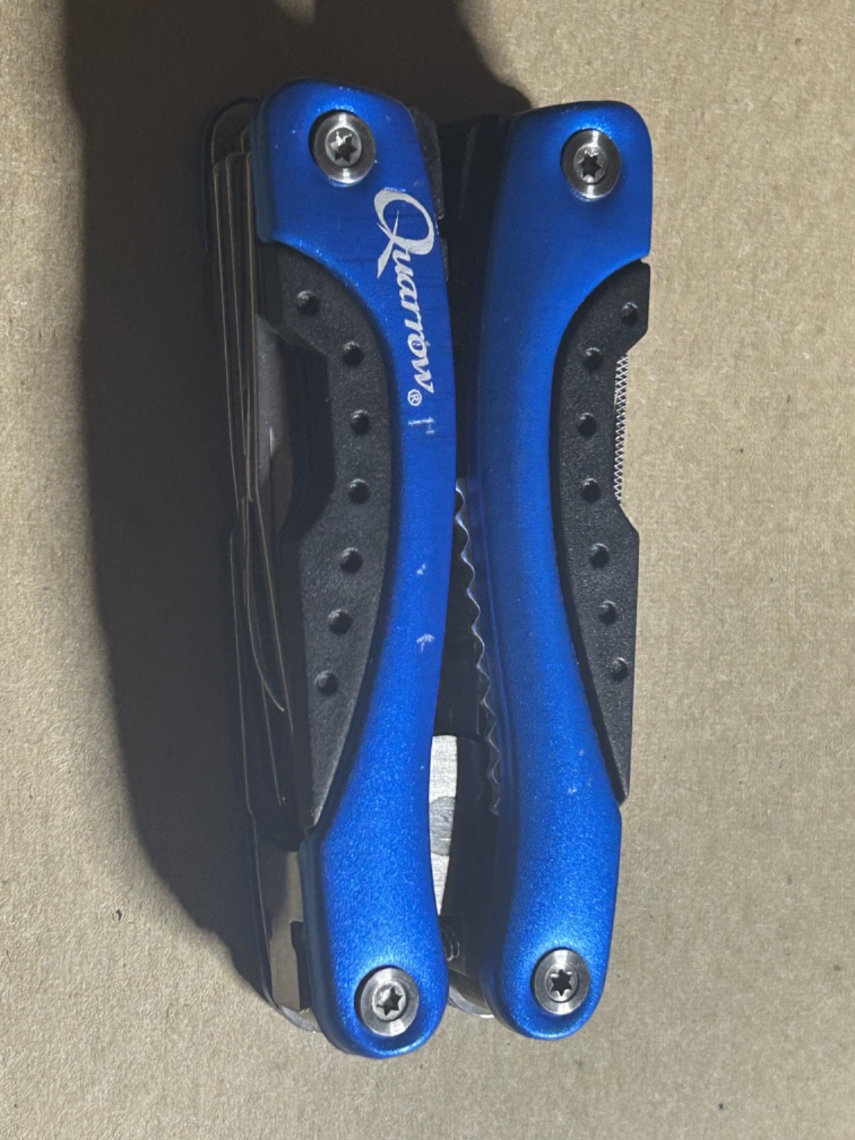 Quarrow Blue Multi-Tool 9 Tools Knife Pliers File Screwdrivers Leatherman