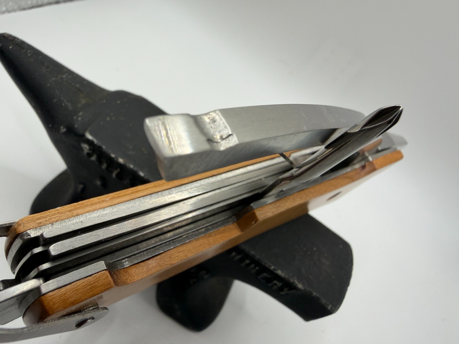 Multi Tool Vermont with Sheath
