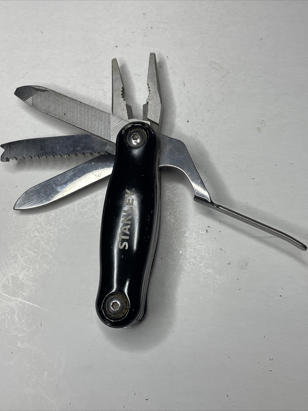 Stanley Multi Tool 7 in 1 Combination Pliers /Black