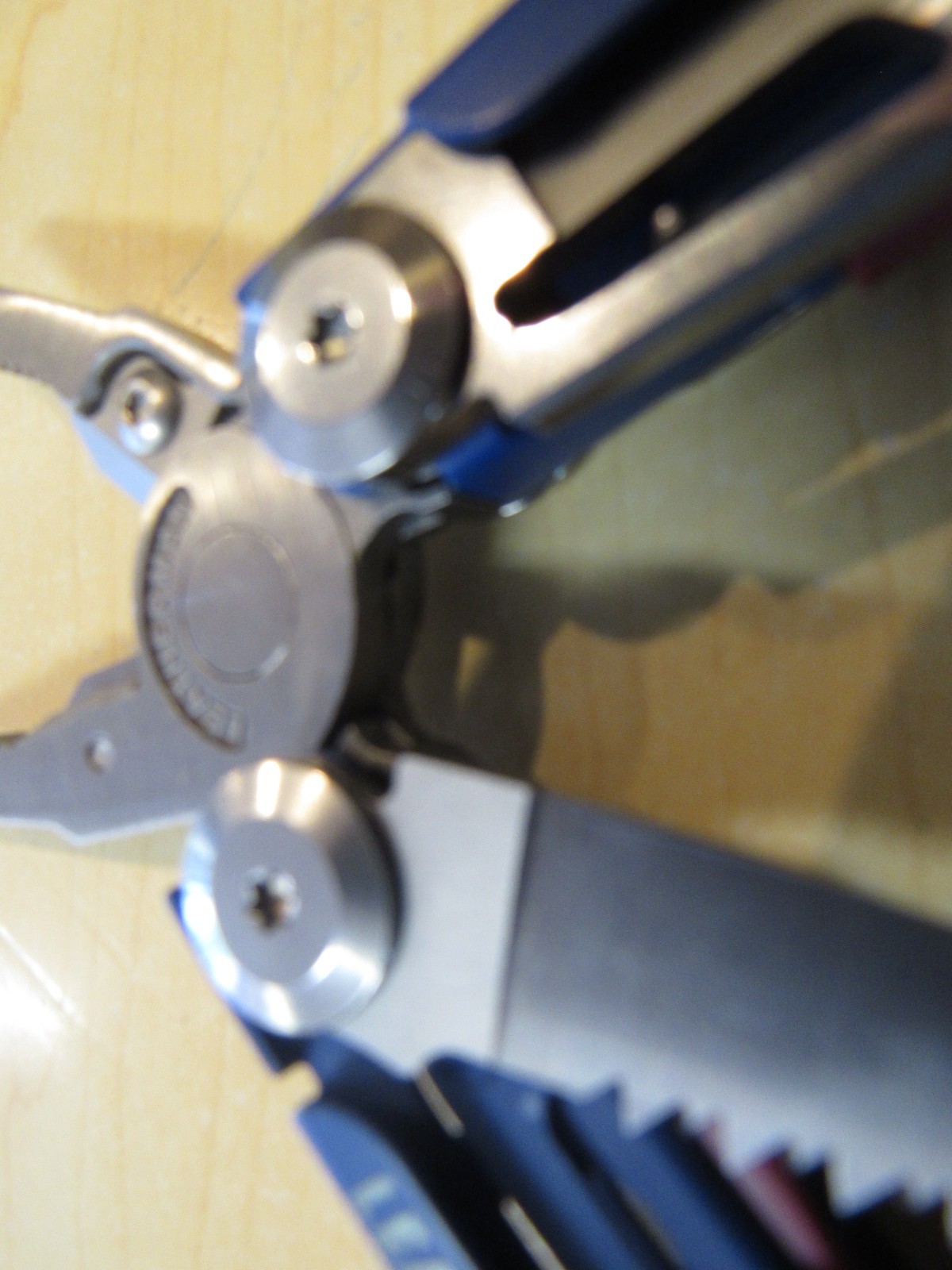 Leatherman SIGNAL Multi-Tool, 19 Tools – Blue Used But In Great Shape.