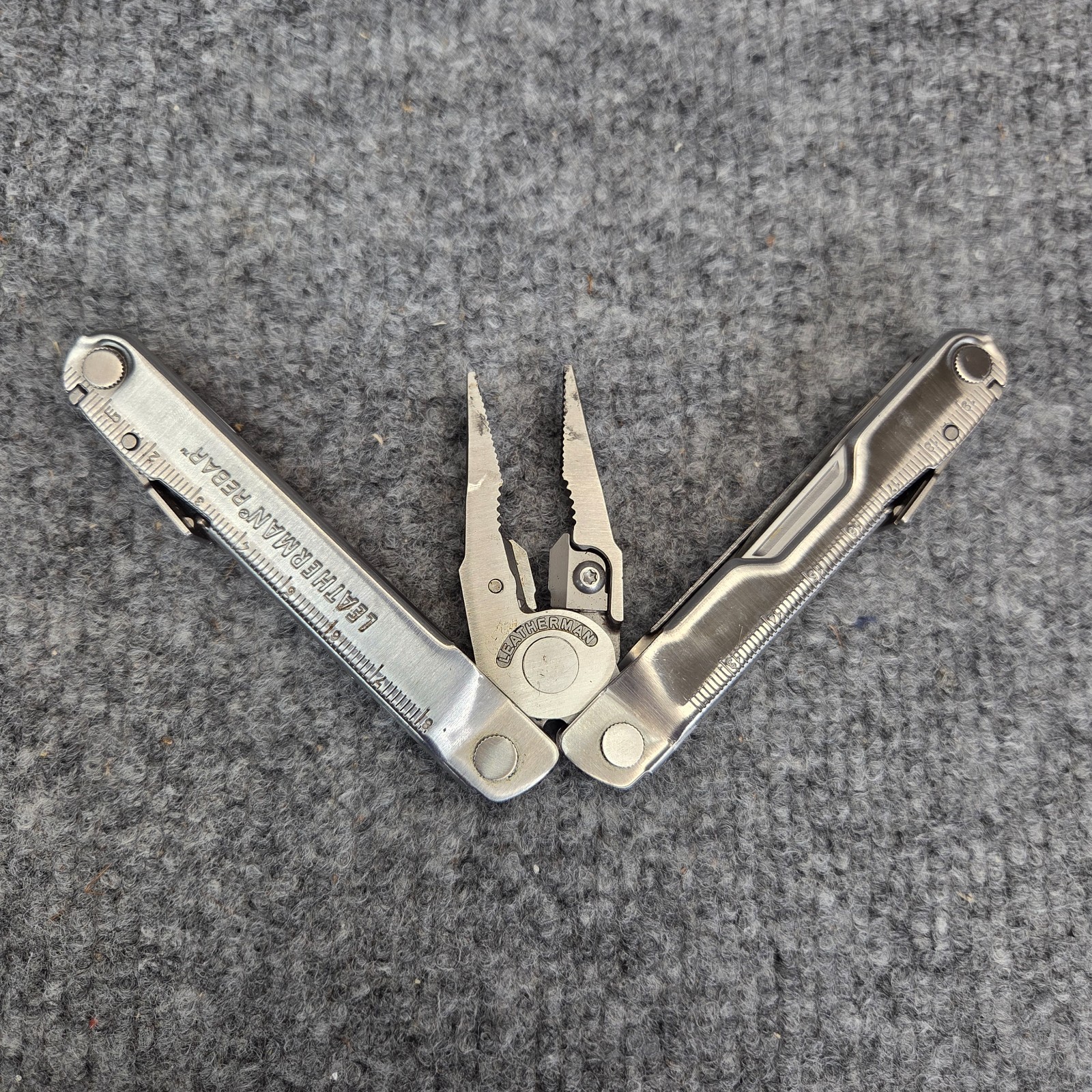 Vintage Leatherman Rebar Black with LEATHER sheath multi-tool Excellent USA