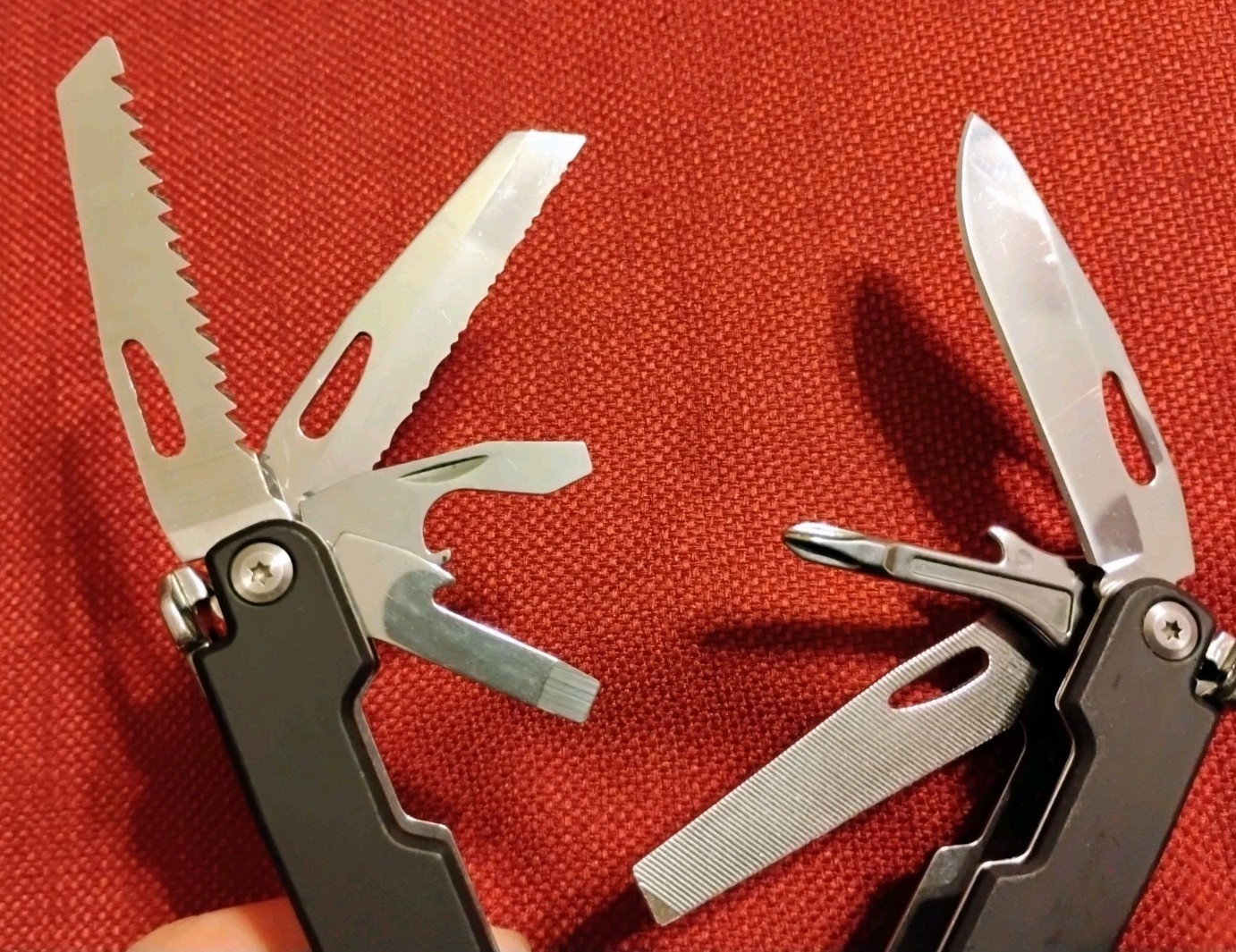 Mossy Oak multitool & razor, Milwaukee & Unbranded tactical knife 4pc lot VG