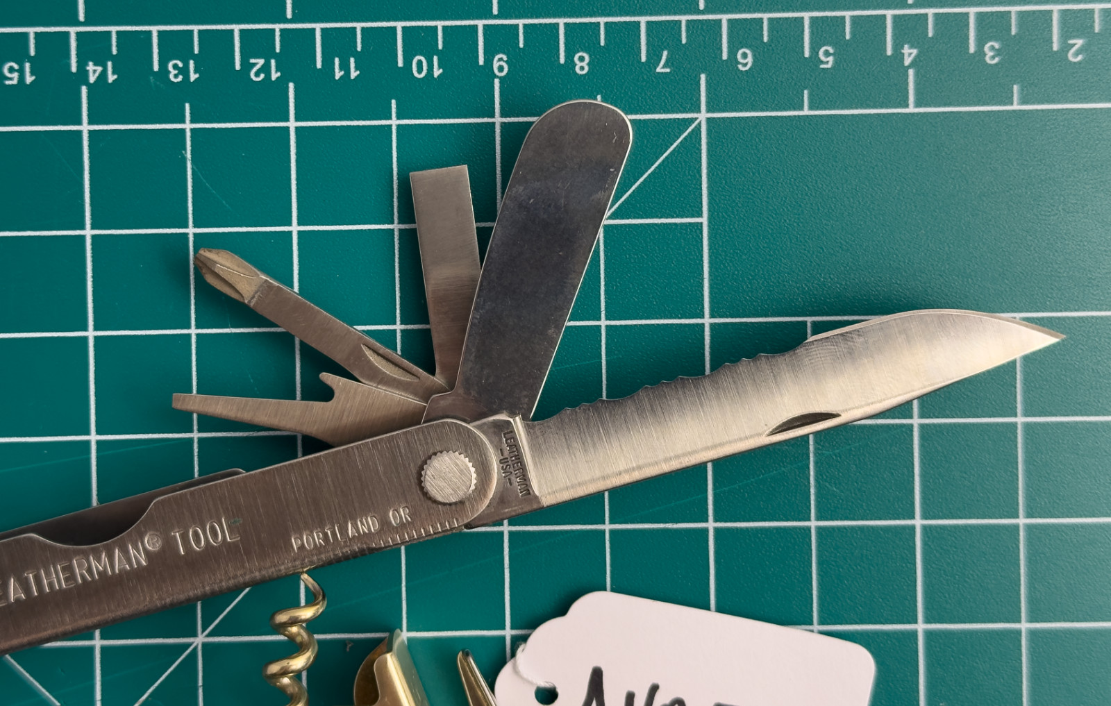 Leatherman Flair Stainless Multi-Tool Knife Corkscrew #AV0500