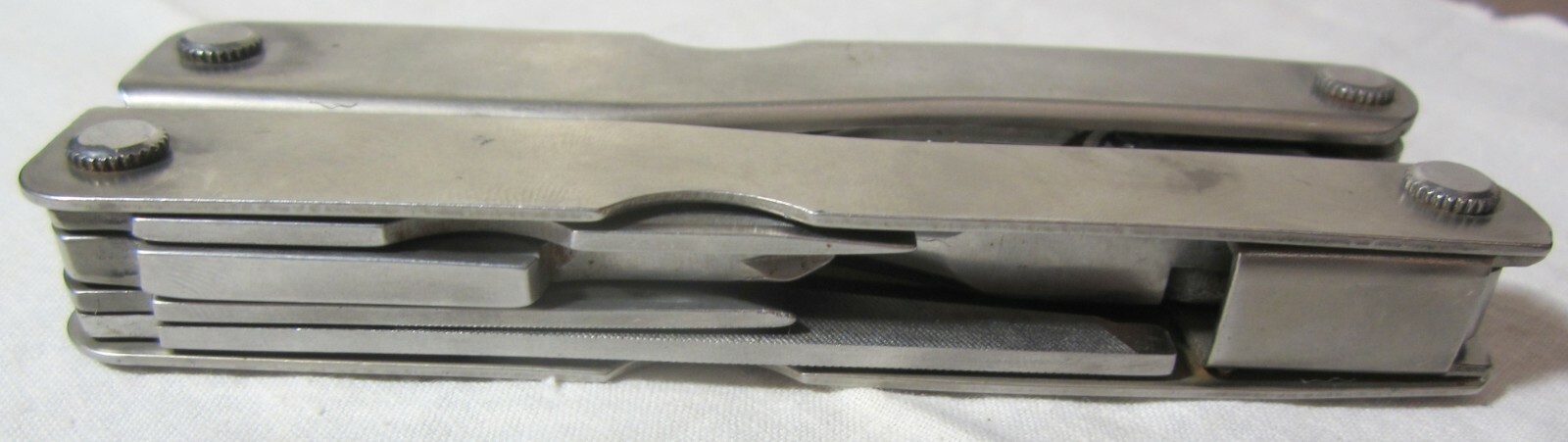 Kangli Multi-tool Pliers Knife Screwdriver Nail File Scissors Awl Saw Stainless