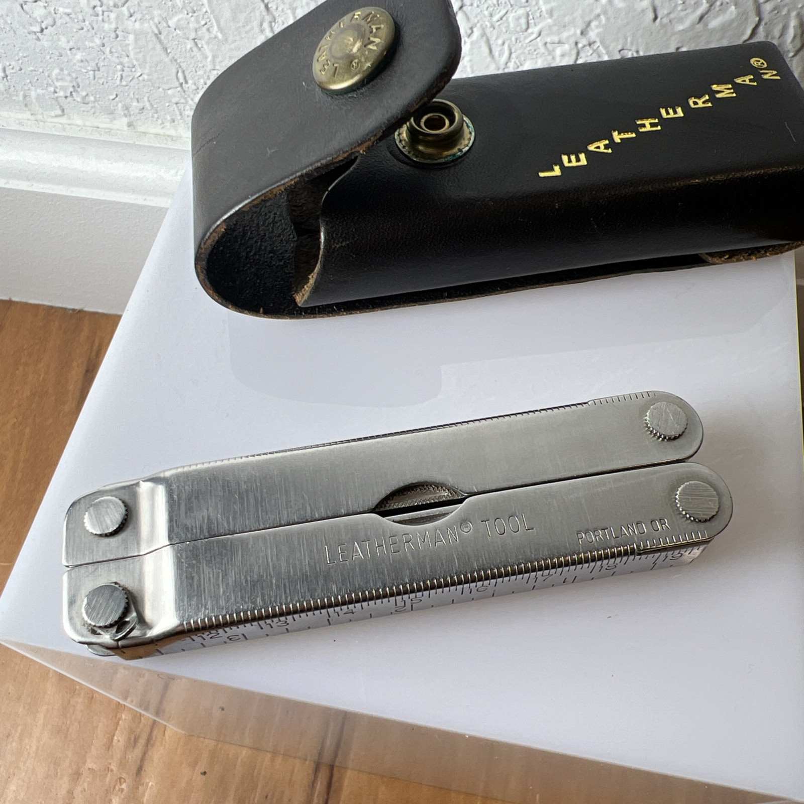 Vintage Original Leatherman Multi Tool Portland OR W/ Sheath USA 0896