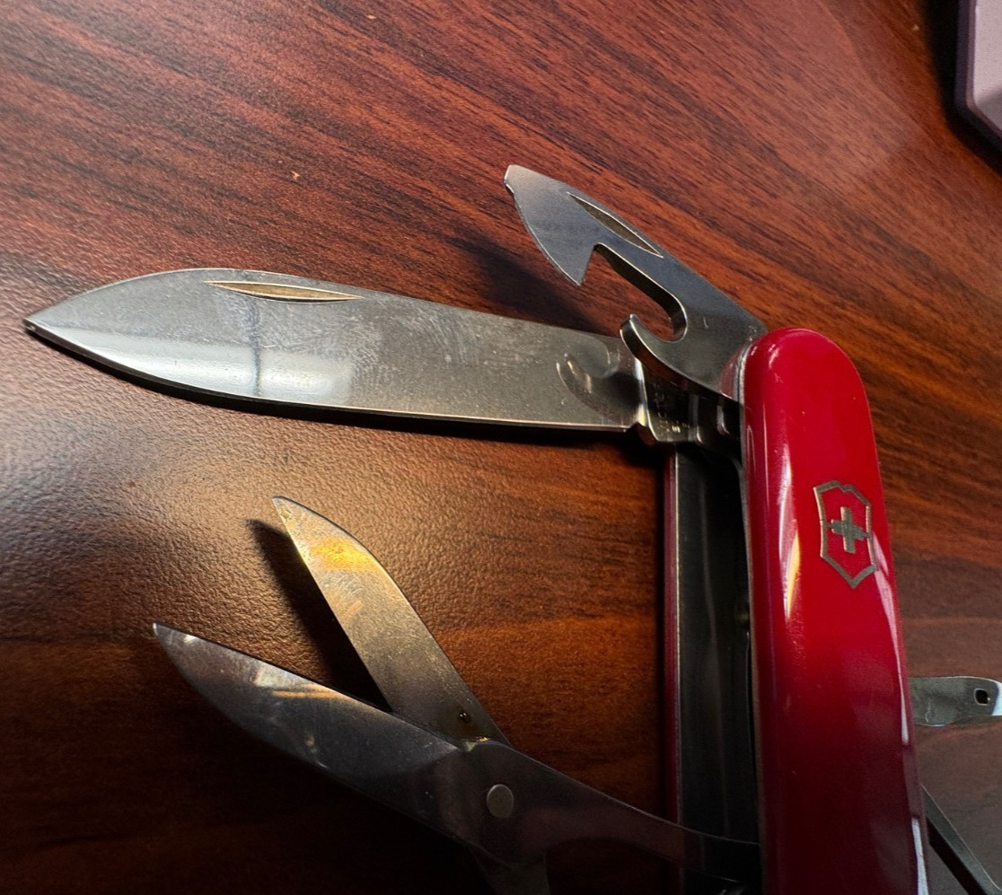 Swiss Army Knife, Red Climber, Victorinox 1.3703, 91mm, 14 Functions Used