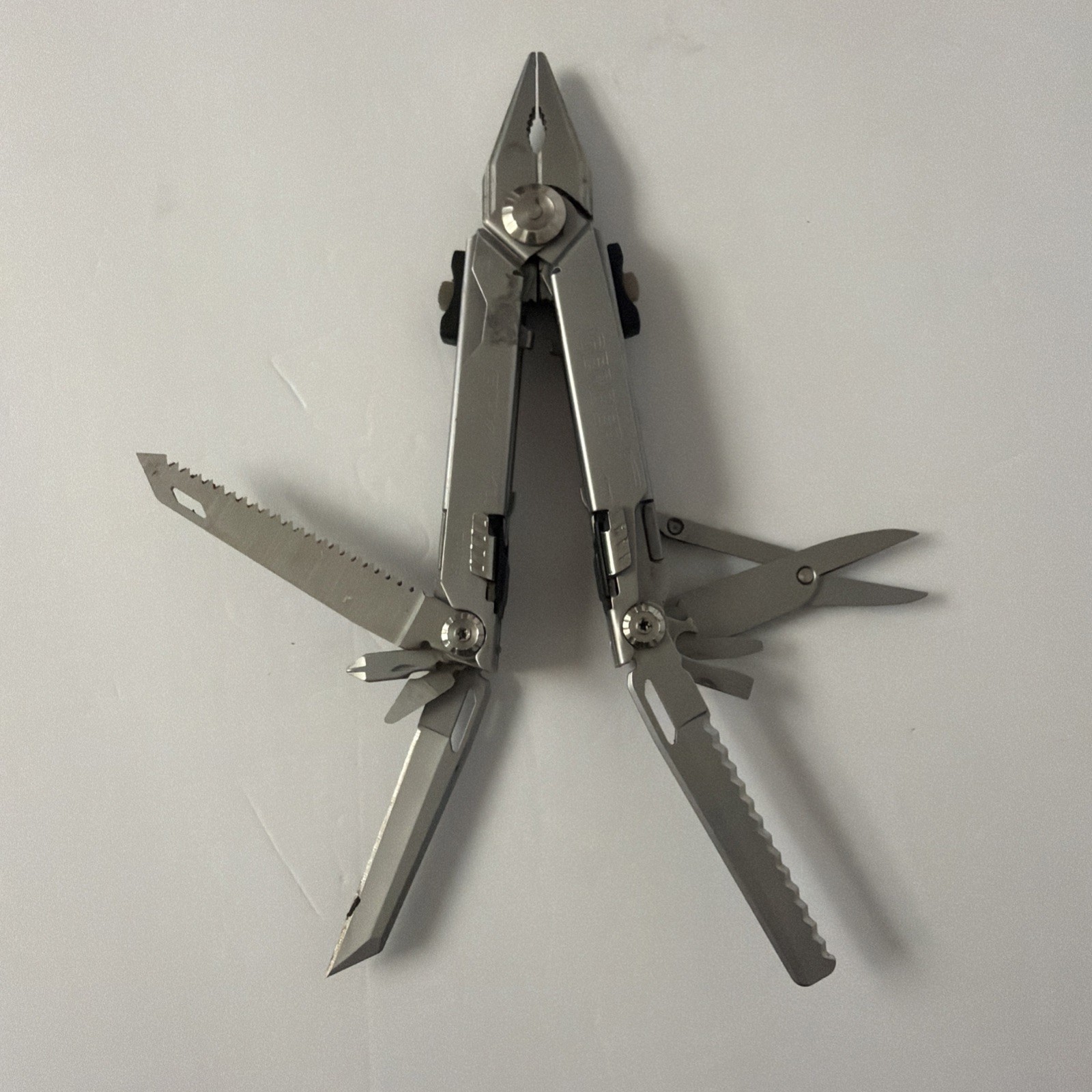 Gerber FLIK Fishrman MultiPlier Multitool with Sheath