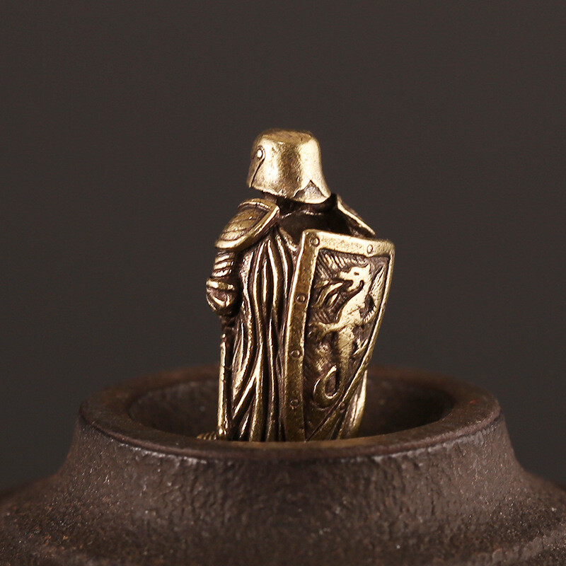 Creative Small Brass Knight Keychain Pendant Pendant EDC