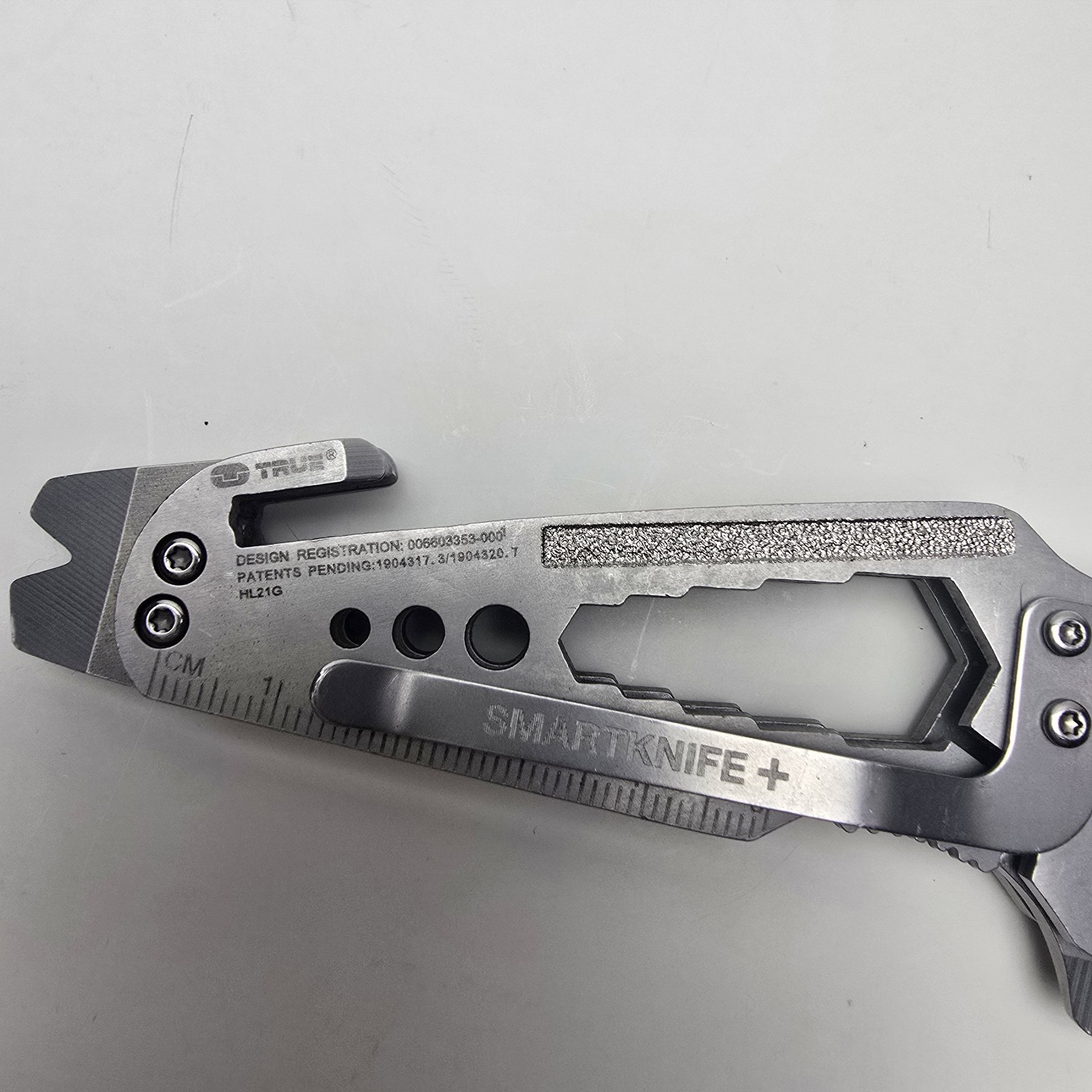 True Utility Smart Knife Pocket Knife 7-in-1 Muilti-tool