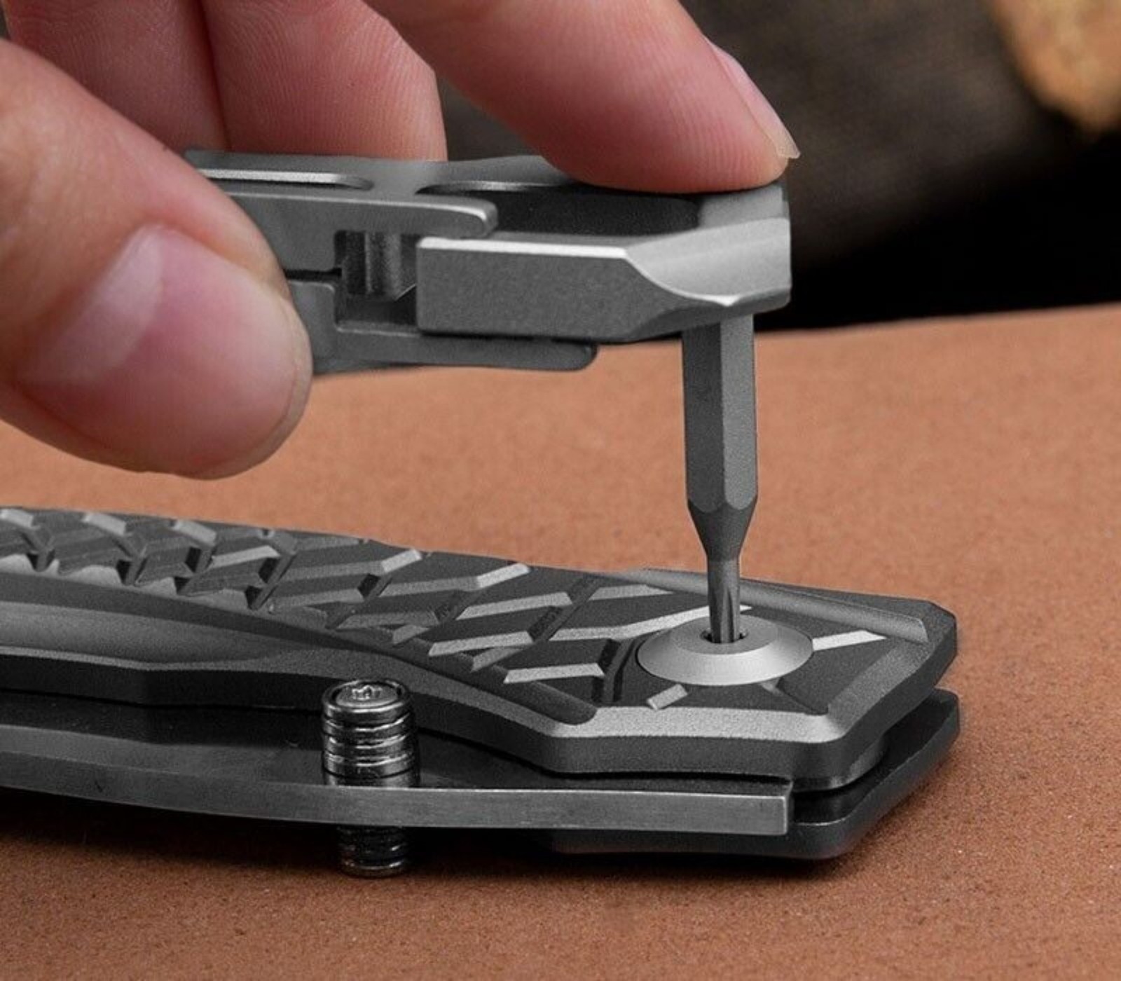 Titanium Multi Tools EDC Keychain Carabiner Folding Utility Knife Scalpel Blade