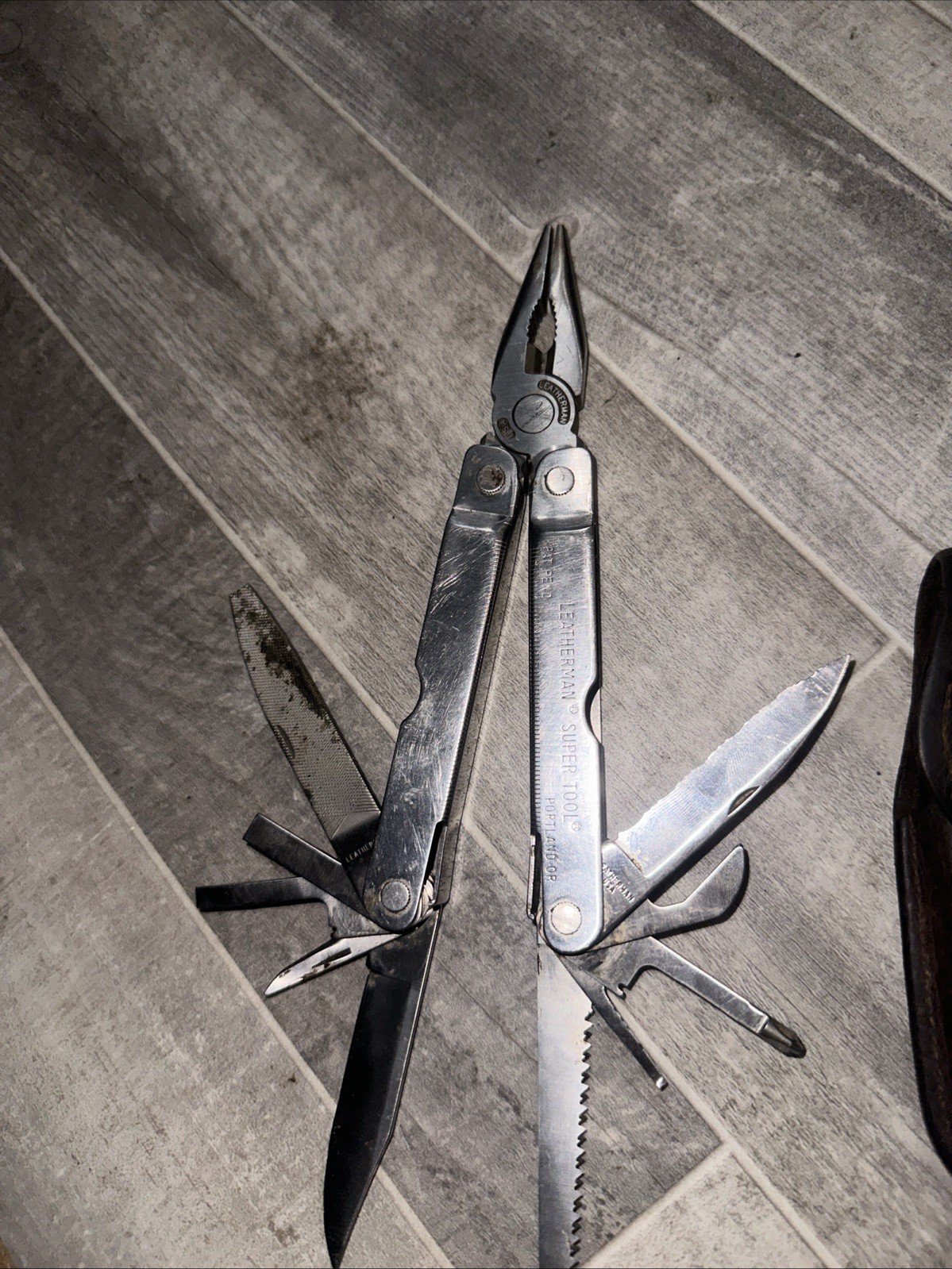 Leatherman Super Tool Multi-tool Pliers with Sheath