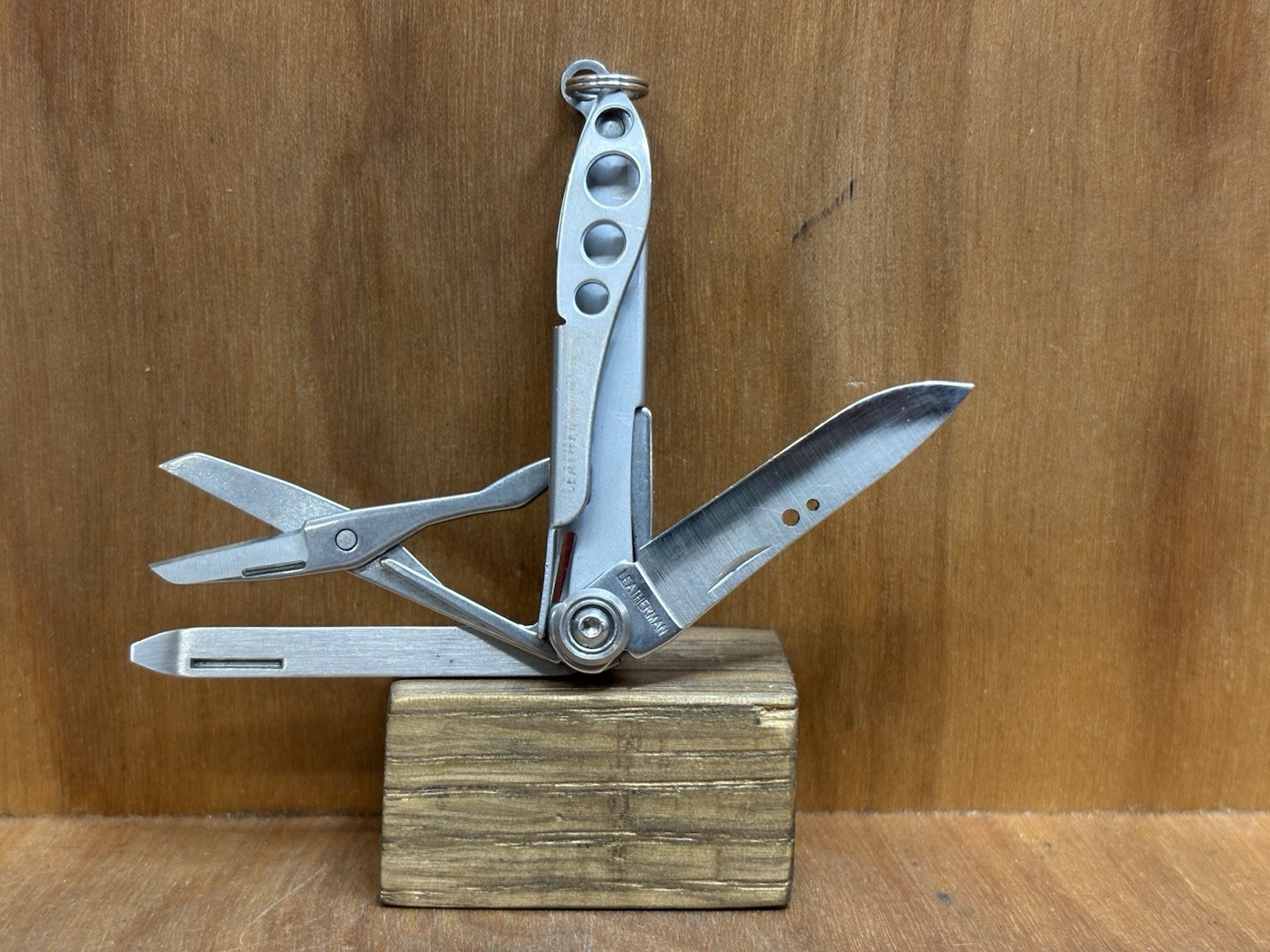 LEATHERMAN STYLE Original Red Multi-Tool USA Retired Collectible GREAT!