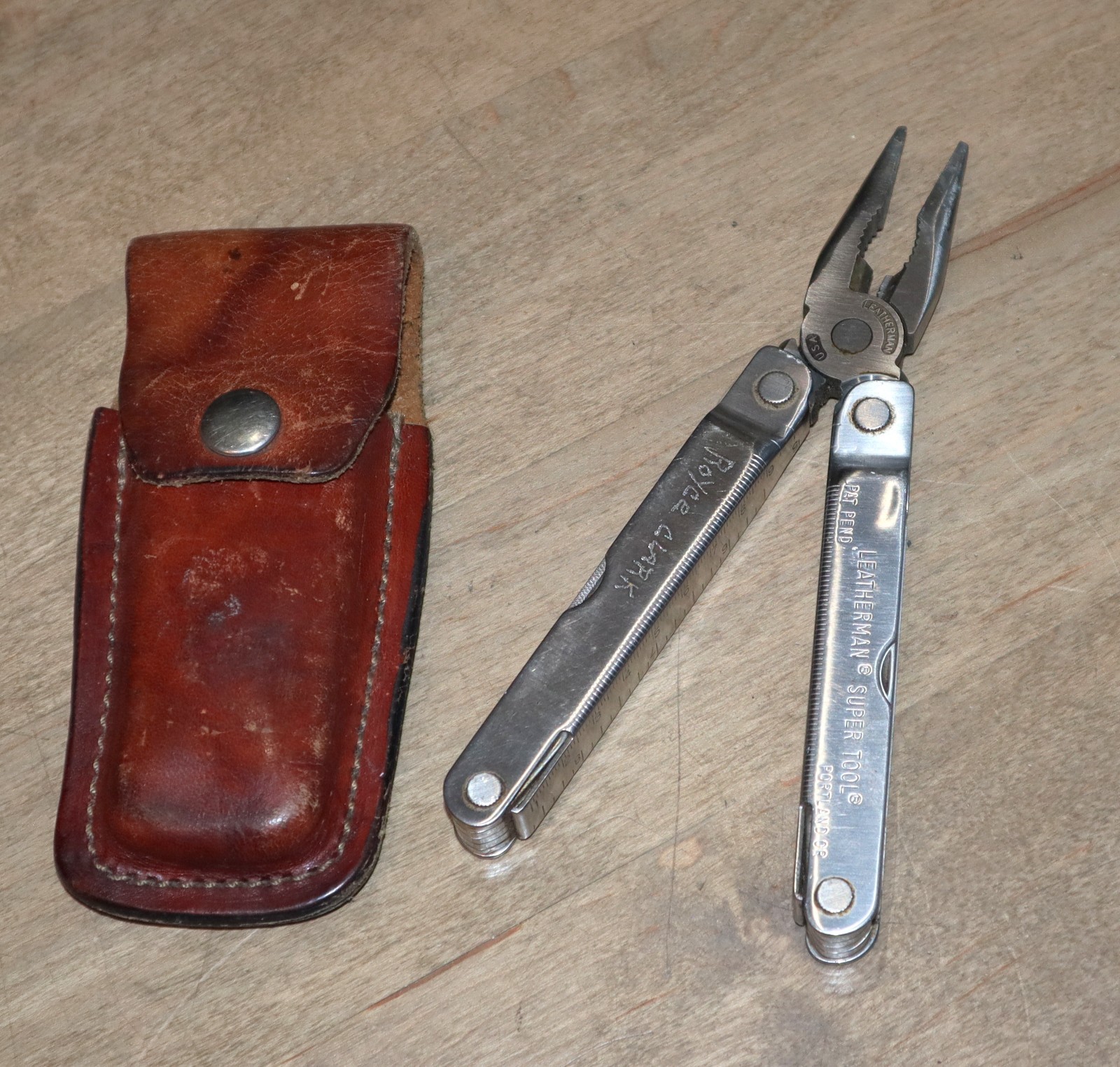 Leatherman Super Tool – Vintage Multi-Tool – Portland OR – Leather Sheath Case