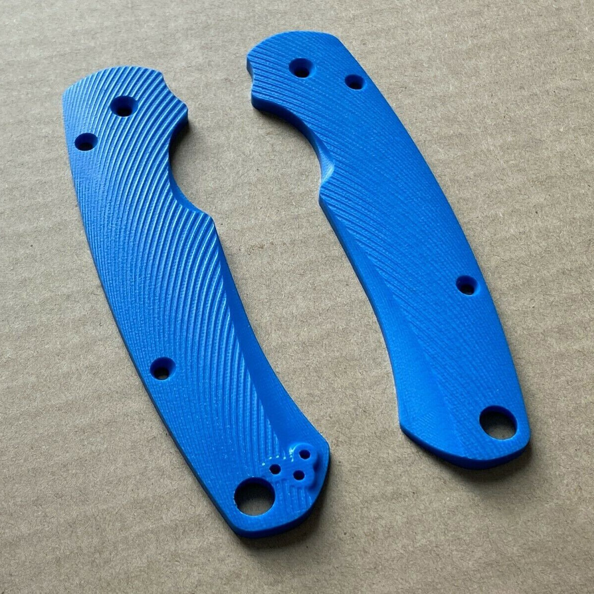 G10 Scales – Sunrise Pattern – Light Blue For Spyderco Paramilitary 2 Contoured