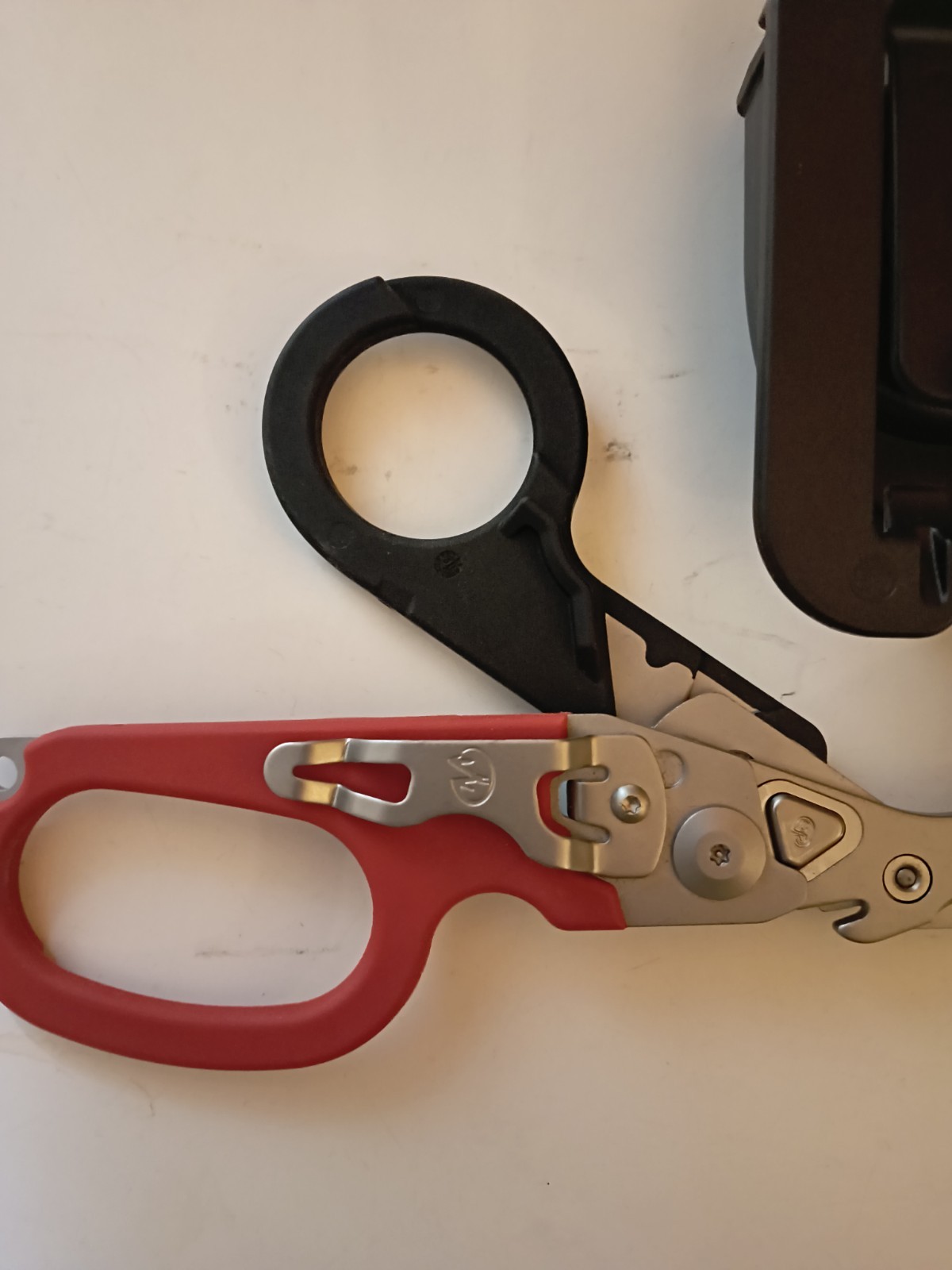 Leatherman Raptor Response Rescue Shears 6 In 1 Red/Black