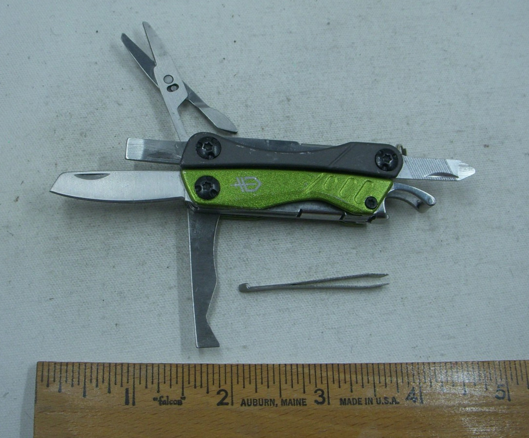Gerber Dime 4660621D1 Green 11 Function Multi Tool